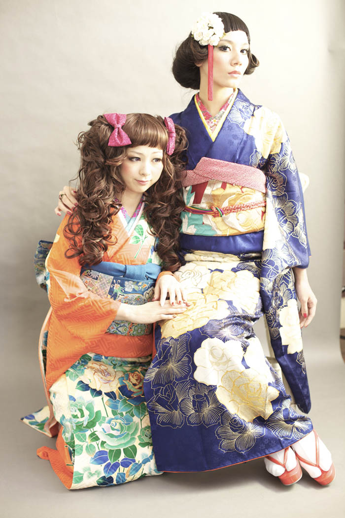 100227:青山香純 ミミちゃん ロング ウイッグL まとめ髪 ツインテール 髪飾り 振袖 成人式 シチュエーション アンティーク着物 