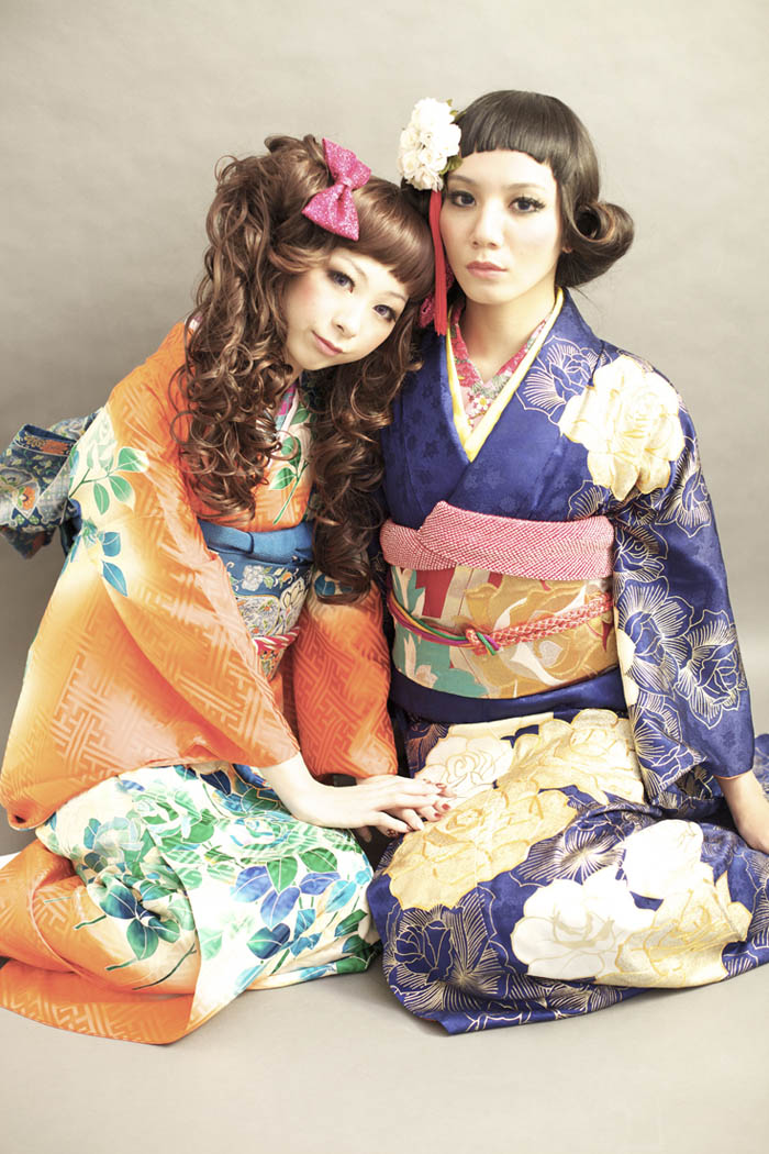 100232:青山香純 ミミちゃん ロング ウイッグL まとめ髪 ツインテール 髪飾り 振袖 成人式 シチュエーション アンティーク着物 