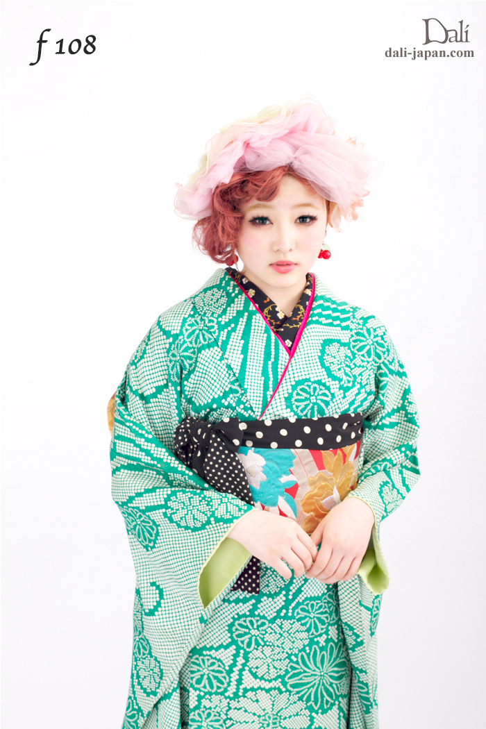 100844:ミディアム　まとめ髪　ヴィンテージヘッドドレス　髪飾り　振袖　成人式　アンティーク着物　 by Dali photo theater